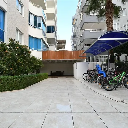아파트 Yekta Atrium Two-room For Rent Just 350 Meters From The Sea In Mahmutlar, Comfortable Living By The Coast 알란야
